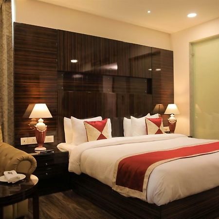 Hotel La New Delhi Екстер'єр фото